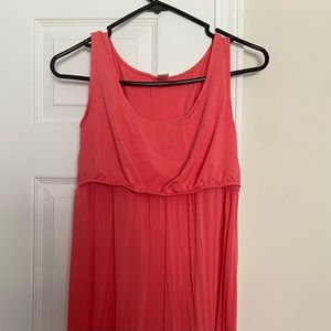 Old Navy maxi maternity/ nursing dress